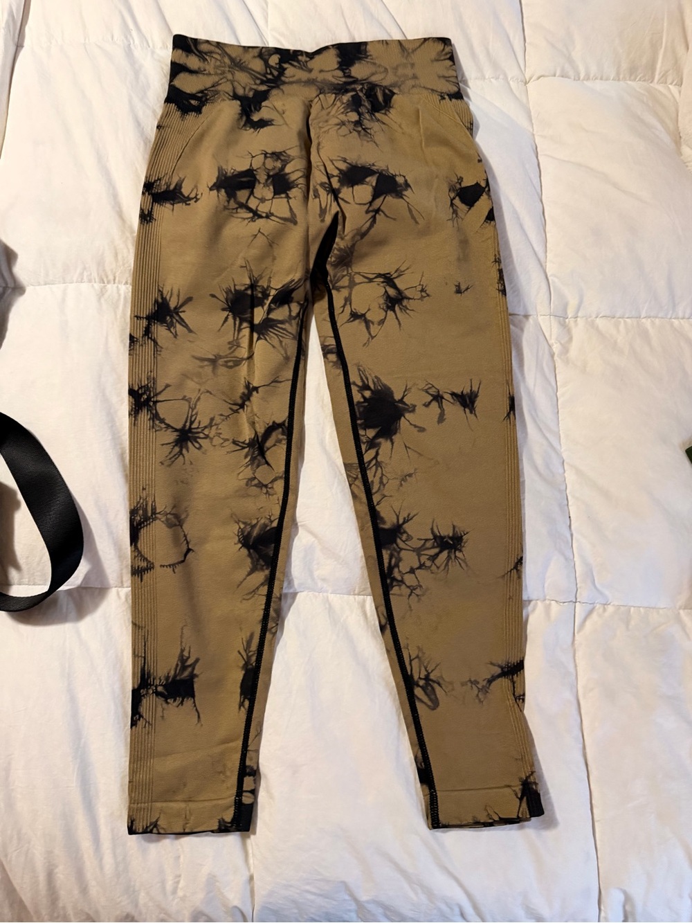 Woman’s leggings tie dye